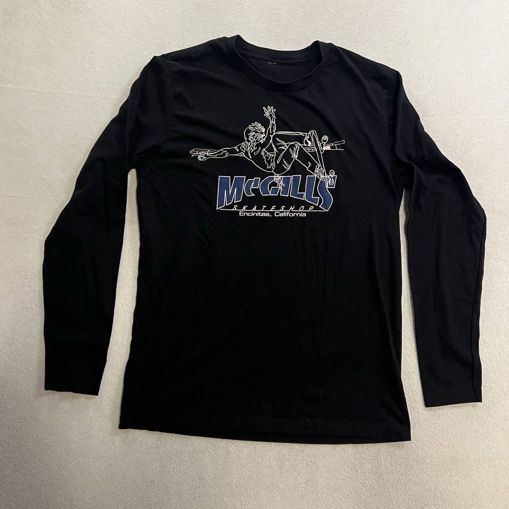 McGill's Skateshop T-Shirt Men's Size Medium Black Skater Long Sleeve Y2K